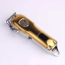Машинка для стрижки волос VGR V-652 Professional Золотистая 5 Вт аккумуляторная 1500 мАч с LED дисплеем и USB зарядкой + 4 насадки (V-652) Машинка для стрижки волос VGR V-652 Professional Золотистая 5 Вт аккумуляторная 1500 мАч с LED дисплеем и USB зарядкой + 4 насадки (V-652)