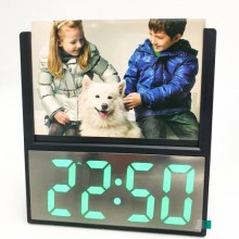 Электронные настольные и настенные цифровые часы DS 6608 LED светящиеся светодиодные с зеленой подсветкой и фоторамкой будильник Черные Электронные настольные и настенные цифровые часы DS 6608 LED светящиеся светодиодные с зеленой подсветкой и фоторамкой будильник Черные