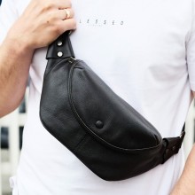 Чоловіча нагрудна бананка Tidin Bag TD-37698 чорна з натуральної шкіри, містка сумка слінг для телефону та гаджетів 29×14×8 см Чоловіча нагрудна бананка Tidin Bag TD-37698 чорна з натуральної шкіри, містка сумка слінг для телефону та гаджетів 29×14×8 см