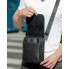 Мужская кожаная сумка мессенджер Tiding Bag TD-23433 24×20×6 черная — барсетка через плечо с клапаном